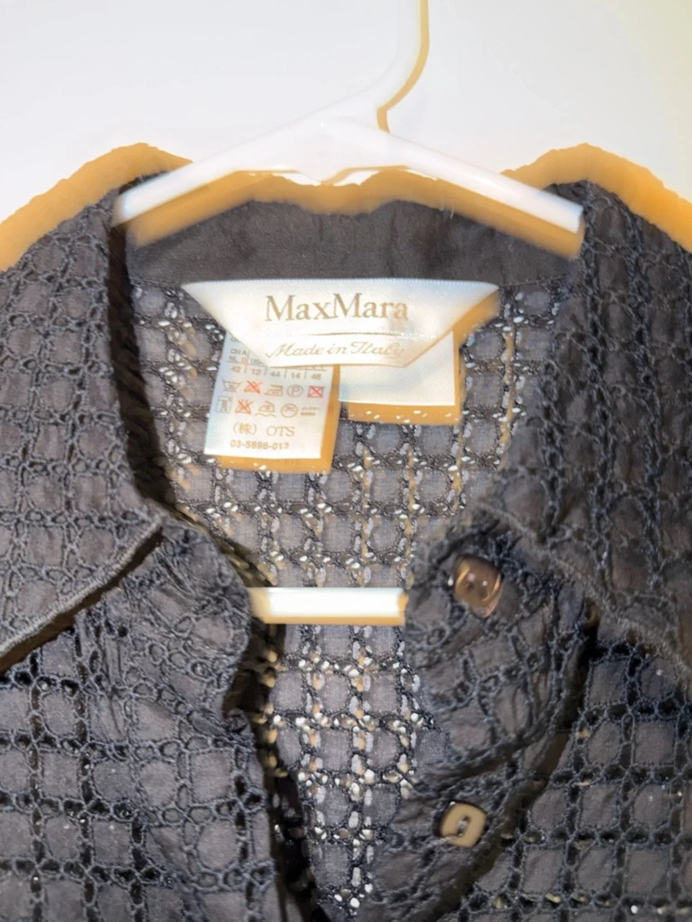 MaxMara Gray Openwork Button-Front Top - Picture 2 of 3